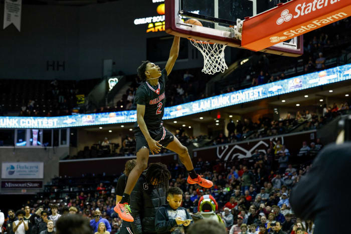 Bass Pro Tournament of Champions Missouri boys basketball dunk contest January 13 2024 Nate Latsch 25459